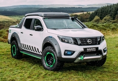 xe NISSAN NAVARA