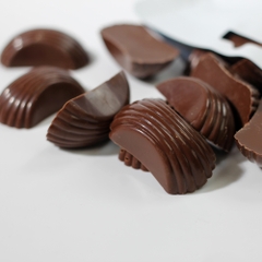 Dark Couverture Chocolate 68%/ Bag 150