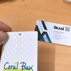 Thẻ treo quần áo 57x115mm Coral Bay