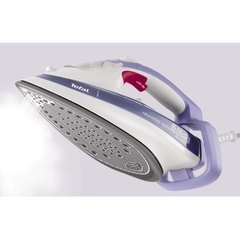 Bàn ủi hơi nước Tefal FV5335E0