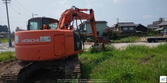 Hitachi ZX135US