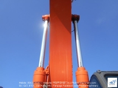 Hitachi ZX225 năm 2012 đầu khai thác gỗ Iwa Fuji GPi-50T