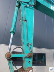 Máy xúc đào Kobelco SK235