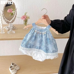 Body Váy Tua Rua Cổ Yếm