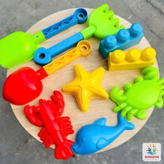 Đồ Chơi Xúc Cát Đi Biển Túi Tạo Hình 9 Chi Tiết Bằng Nhựa Size To Cho Bé Chơi Trò Xúc Cát