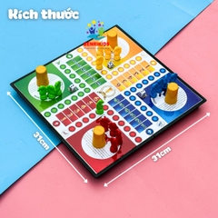 Đồ Chơi Nhựa Bàn Cờ Cá Ngựa Kiêm Hộp Đựng Tiện Lợi Cho Bé