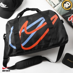 Túi trống Nike Torba Gym Club Graphic Duffel 25L HL1787