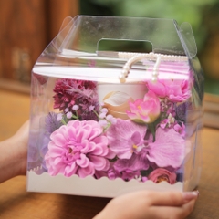 Miracle Box Violet 04- Hộp hoa kèm nến