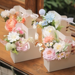 Sweet Box - Hộp Hoa Kèm Bánh Ngọt/ Cafe/ Trà sữa