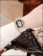 dong-ho-nu-hanboro-mat-oval-swarovski-trai-tim-trang-day-silicone-trang-hotgirl-dep-gia-re-timesstore