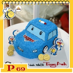Bánh kem P69 chiếc xe hơi màu xanh và hình doraemon đánh iu cho bé