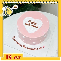 Bánh sinh nhật đơn giản K67 nền hồng vẽ trái tim trắng ngọt ngào ý nghĩa