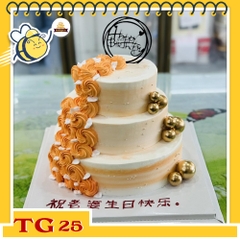 Bánh kem TG25 ba tầng màu cam đơn giản mà tinh tế sang trọng