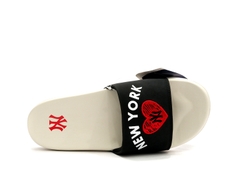 Dép MLB New Mound Heart LA 'White Black'