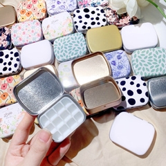 Hộp đựng màu bằng kim loại mini - Đen Kèm Pan 12 ô 1.6ml