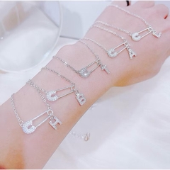 Dây Chuyền Bạc Kim Băng Mix Chữ Cái Bạc Hiểu Minh DMD566