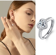 Nhẫn kim cương Moissanite mặt trái tim viên chủ 6li5 CECY NKC06