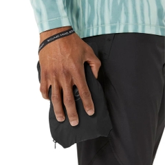 Áo khoác gió chạy bộ ASICS ROAD PACKABLE Nam - 2011D084.001