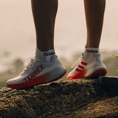 Giày chạy trail adidas Terrex Agravic 3 Nam - JI0951