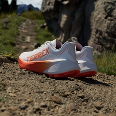 Giày chạy trail adidas Terrex Agravic 3 Nữ - JI0955