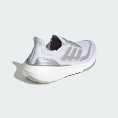 Giày chạy bộ nữ adidas ULTRABOOST LIGHT - IG8279