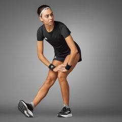 Áo T-shirt chạy bộ adidas Adizero Essentials Nữ - IN1172