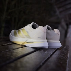 Giày chạy bộ adidas Adizero Boston 13 Nữ - JS4952