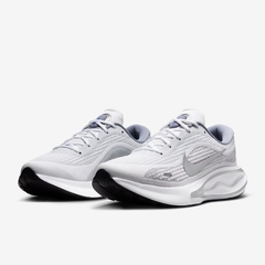 Giày chạy bộ Nike Journey Run Nam FN0228-104