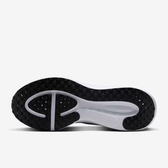 Giày chạy bộ Nike Revolution 8 Nam HJ9198-101