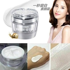 KEM DƯỠNG DA ỐC SÊN GOODAL PREMIUM SNAIL TONE UP CREAM 50ML