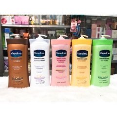 SỮA DƯỠNG THỂ DƯỠNG ẨM VASELINE MỸ 725ML