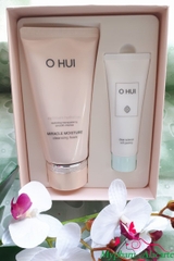 SỮA RỬA MẶT OHUI MIRACLE MOISTURE CLEANSING FOAM