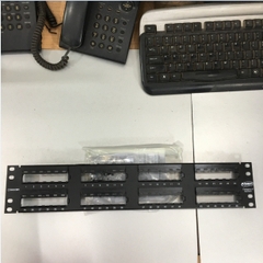 Khung Lắp Nhân Mạng Cho Thanh Trung Chuyển Đấu Nối AMP Netconnect CAT 6 48 Port Patch Panel 1375015-2