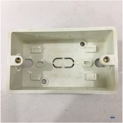 Đế Lắp Chìm Chữ Nhật VM DA 03 WallPlate Network RJ45 Back Plate Wall Mount box 105x63x38mm