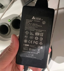 Adapter 12V 5A Atech OEM A060212-TD2 Connector Size 4 Pin Mini Din 10mm For Medical Monitor Màn Hình Chẩn Đoán Hình Ảnh Display Dome E2cHB, Dome E3, and Dome E5