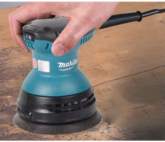 Máy chà nhám dùng điện quỹ đạo tròn 125mm-240W Makita M9202B