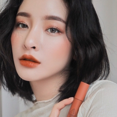 Son 3CE Kem Soft Lip Lacquer Màu Tawny Red - Cam đất