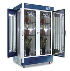 Tủ sinh trưởng thực vật nhiệt độ, độ ẩm, ánh sáng, CO2 864 lít LGC-5301G Labtech-Hàn Quốc
