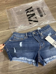 Quần Short Jeans Zara Tua Gấu