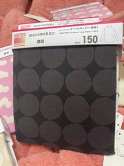 Áo Thun Cổ Lọ Marimekko Uniqlo