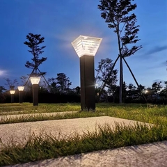 Cột Đèn Thấp Chiếu Sáng Sân Vườn Năng Lượng Mặt Trời ZALAA ZG-CPD5004