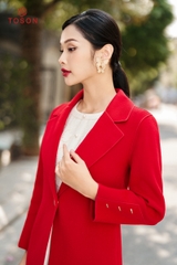 99002D34 - Áo dạ lông cừu đỏ, dáng dài, mí gân cửa tay đính trang trí