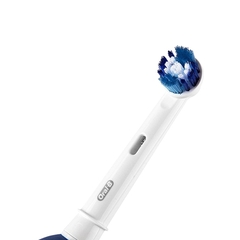 Bàn chải điện sử dụng pin Oral-B Pro Health DB4510