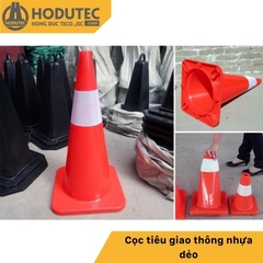 Cọc tiêu giao thông nhựa dẻo