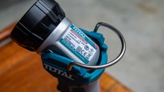 Đèn led cầm tay làm việc dùng pin 20V TOTAL TWLI2001