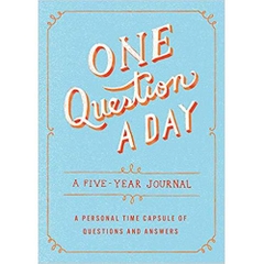 One Question a Day: A Five-Year Journal: A Personal Time Capsule of Questions and Answers