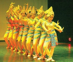 Trang phục múa Champa