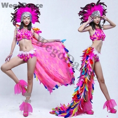 Trang phục Carnaval rực rỡ sắc màu
