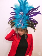 Mũ Carnaval lông vũ màu xanh ngọc