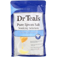 Muối tắm sữa và mật ong Dr. Teal's Epsom Salt Soaking Solution, Soften & Nourish with Milk and Honey 1.36kg